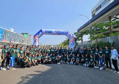 Dalam Rangka Memperingati Dies Natalis ke-18 Tahun STIKES Graha Edukasi Makassar Gelar Jalan Santai